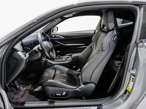 Used 2024 BMW M4 Coupe w/ Executive Package image 6