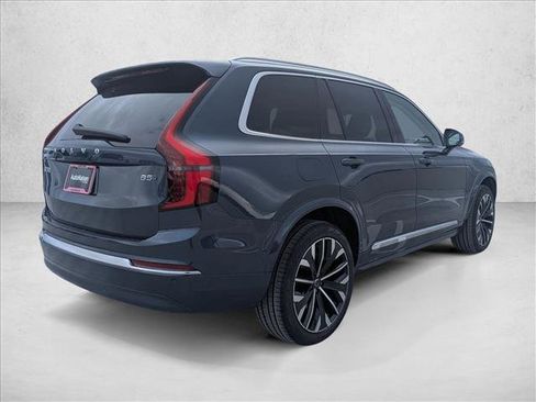 Used 2026 Volvo XC90 B5 Plus w/ Protection Package AWD/4WD image 2