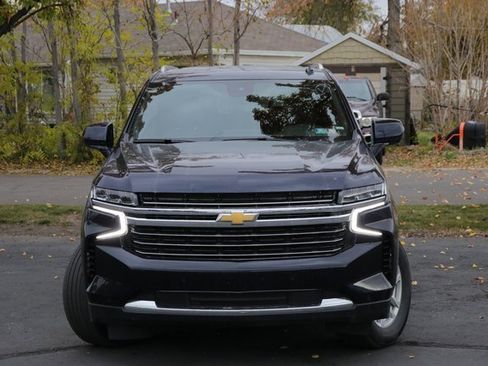 Used 2024 Chevrolet Tahoe LT image 2