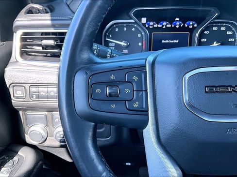 Used 2021 GMC Yukon Denali w/ Denali Premium Package RWD image 20