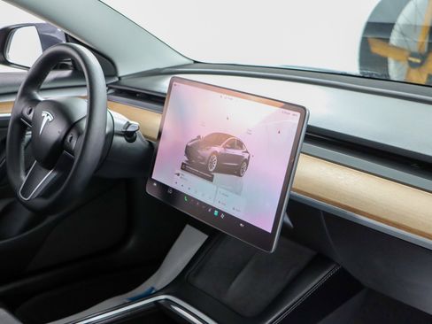 Used 2022 Tesla Model 3 Long Range image 23