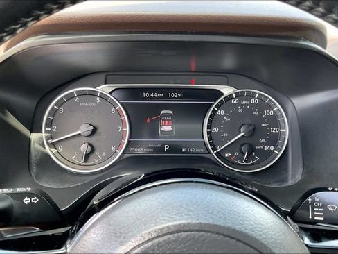 Certified 2023 Nissan Rogue SV w/ SV Premium B Package FWD image 20