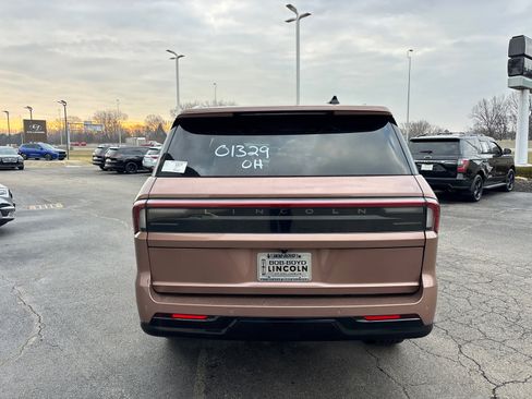 New 2026 Lincoln Navigator Black Label AWD/4WD image 6