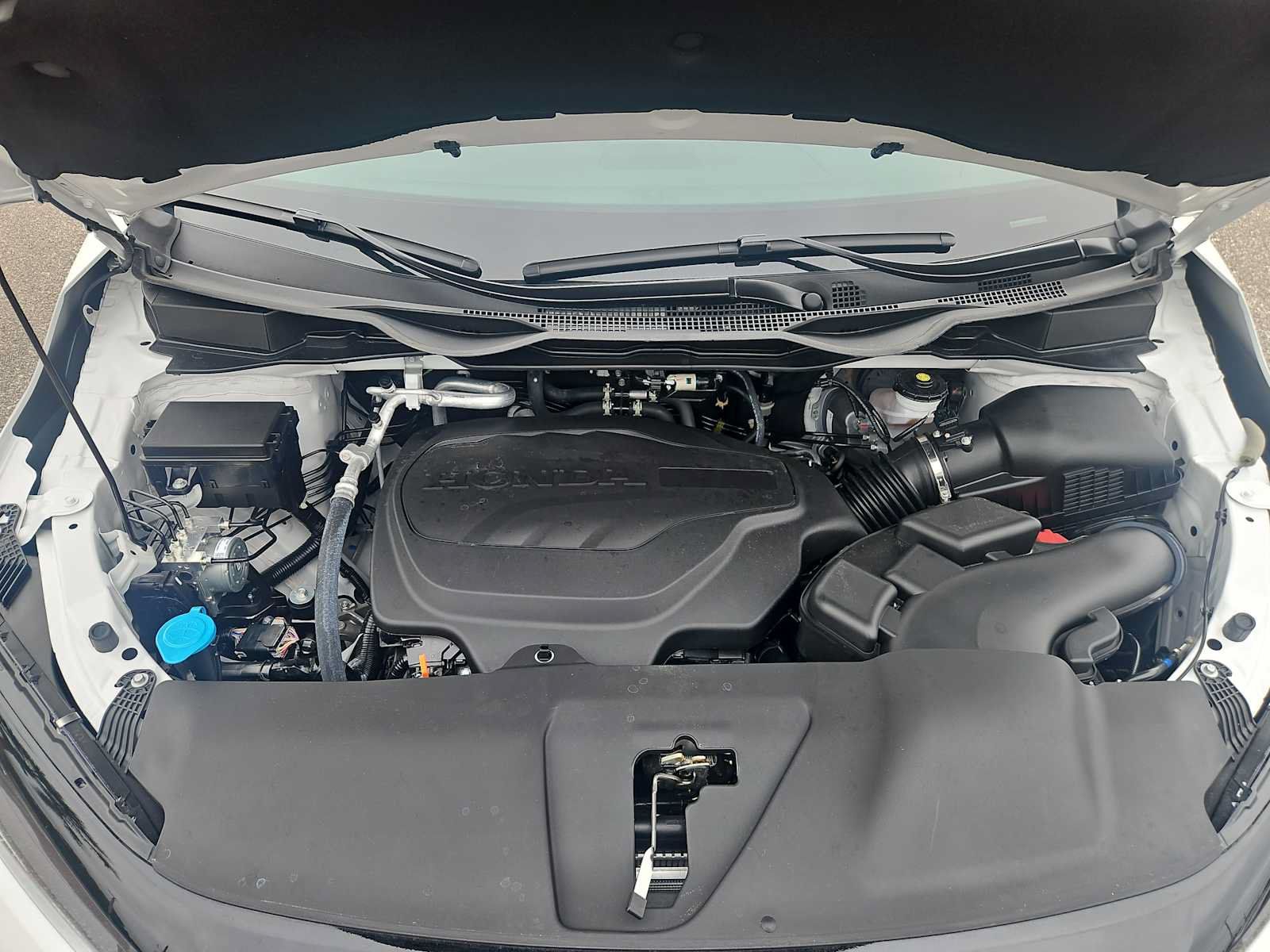 Certified 2026 Honda Odyssey Touring image 18