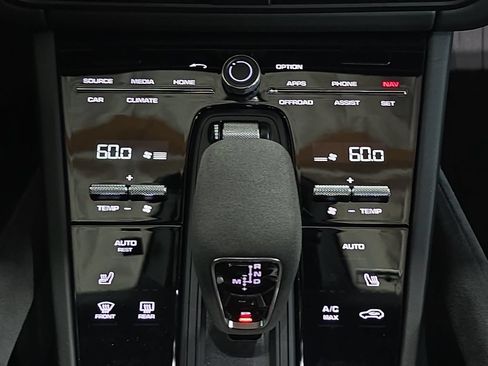 Certified 2023 Porsche Cayenne Turbo GT AWD/4WD image 19