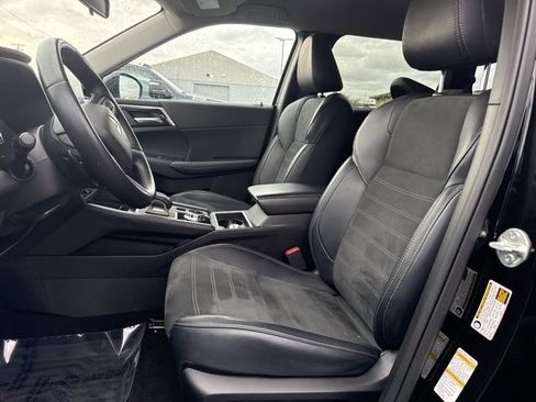 Used 2024 Mitsubishi Outlander SE AWD/4WD image 19