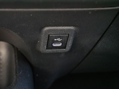 Used 2023 Toyota Corolla LE image 31