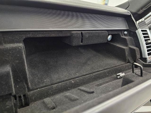 Used 2017 Land Rover Range Rover Supercharged AWD/4WD image 26