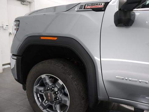 Used 2025 GMC Sierra 2500 SLT w/ SLT Premium Package AWD/4WD image 38
