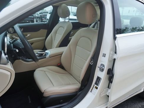 Used 2016 Mercedes-Benz C 300 4MATIC Sedan image 12