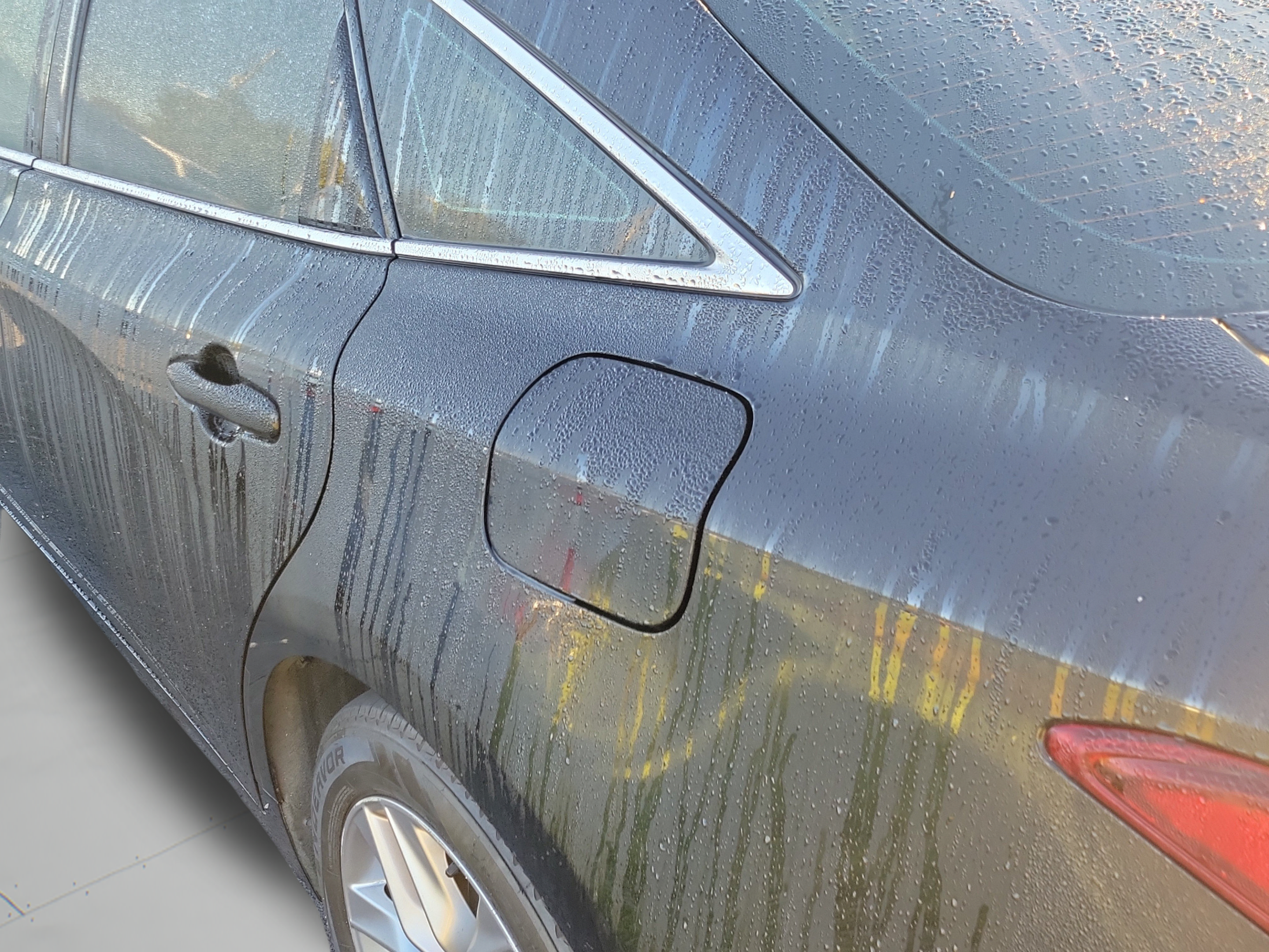 Used 2021 Toyota Avalon XLE w/ Moonroof Package FWD image 24