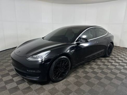 Used 2018 Tesla Model 3 Long Range image 7