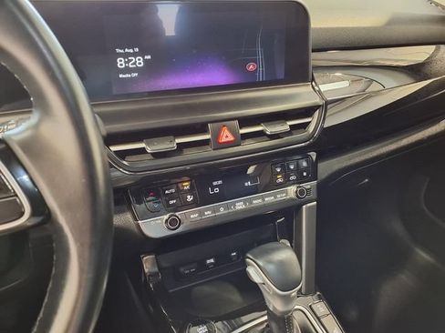Used 2024 Kia Seltos S AWD/4WD image 11