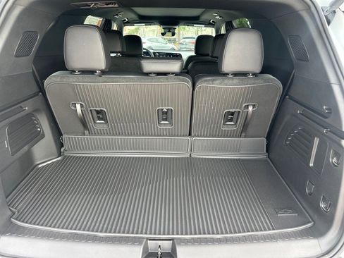 New 2026 Chevrolet Traverse LT w/ Sun and Wheel Package image 12