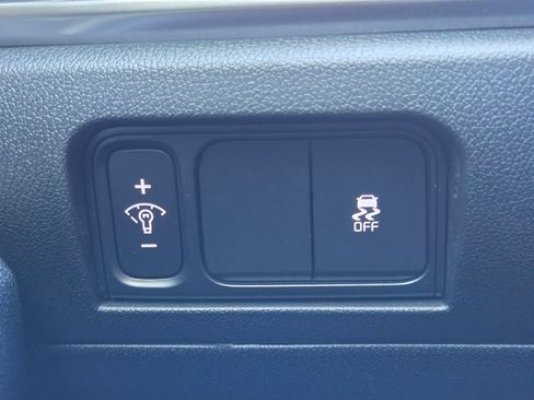 New 2026 Kia Sorento S w/ S Panoramic Sunroof Package FWD image 17
