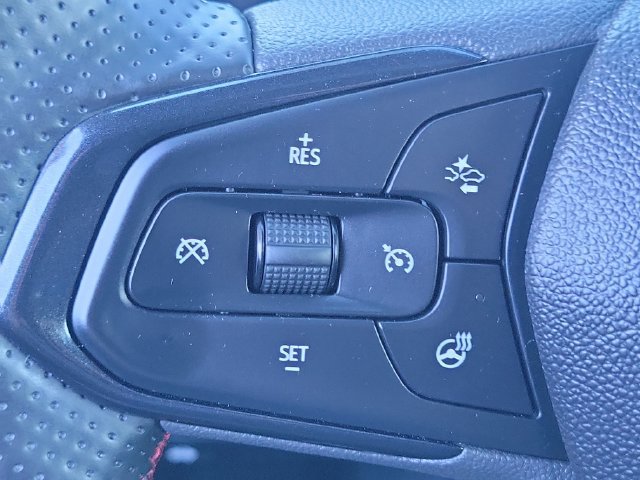 Used 2024 Chevrolet TrailBlazer RS w/ Convenience Package FWD image 8