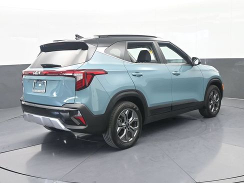Used 2024 Kia Seltos S FWD image 6