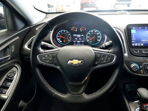 Used 2022 Chevrolet Malibu RS image 18