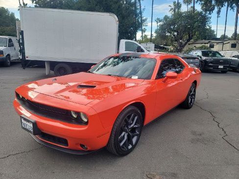 Used 2022 Dodge Challenger SXT w/ Blacktop Package image 4