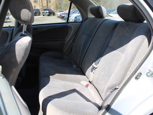 Used 2002 Toyota Corolla LE FWD image 25