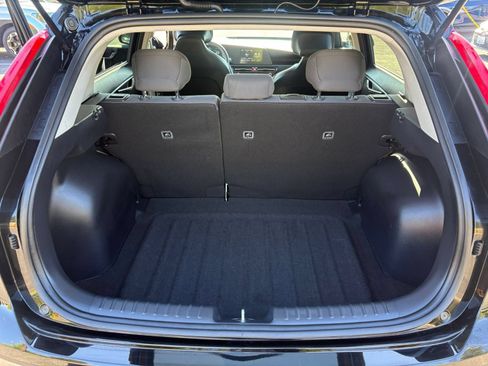 Used 2026 Kia Niro LX FWD image 29
