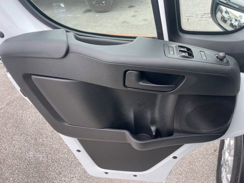 New 2026 RAM ProMaster 2500 w/ Quick Order Package 22G SLT image 11