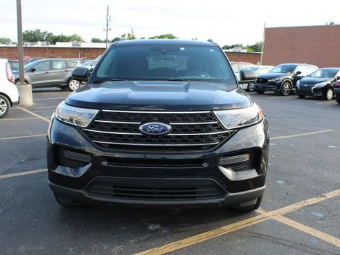 Used 2020 Ford Explorer XLT w/ Comfort Package RWD image 3