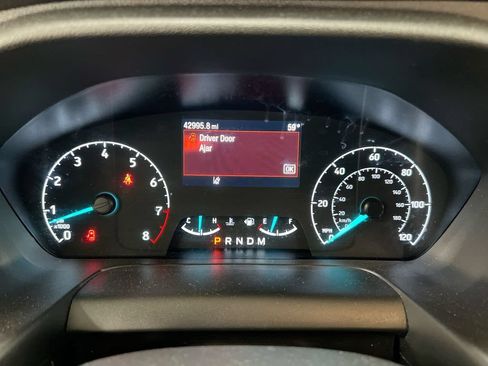 Used 2024 Ford Transit 350 XLT RWD image 12