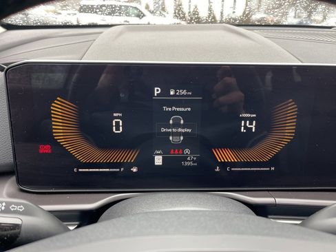 Used 2026 Kia Sportage EX image 9