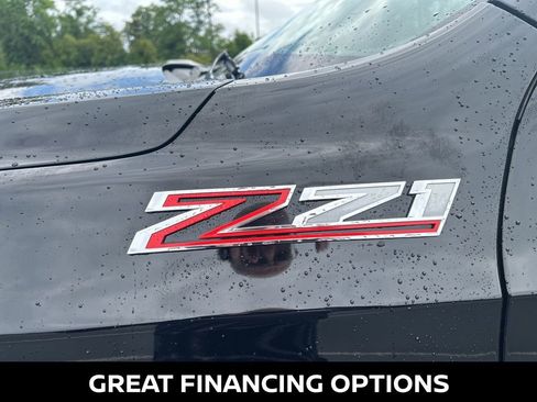 Used 2023 Chevrolet Suburban Z71 w/ Luxury Package AWD/4WD image 11