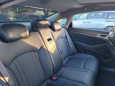 Used 2015 Hyundai Genesis 3.8 w/ Option Group 04 image 16