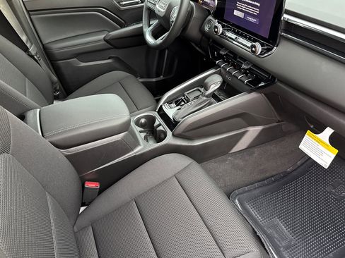 New 2026 GMC Canyon Elevation w/ Convenience Package image 16