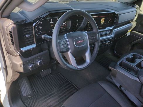 Used 2026 GMC Sierra 1500 SLE w/ Preferred Package AWD/4WD image 11
