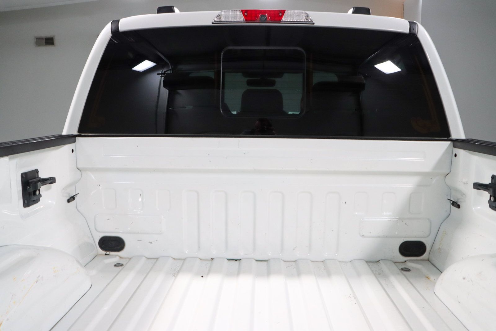 Used 2022 Ford F150 Platinum w/ Equipment Group 701A High AWD/4WD image 32