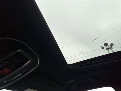 New 2025 Jeep Grand Cherokee L Altitude image 13