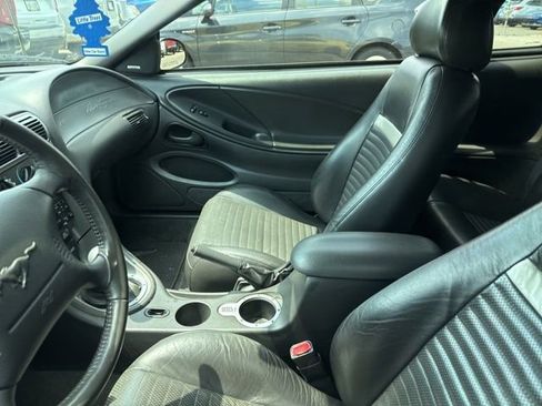 Used 2003 Ford Mustang Mach 1 RWD image 10