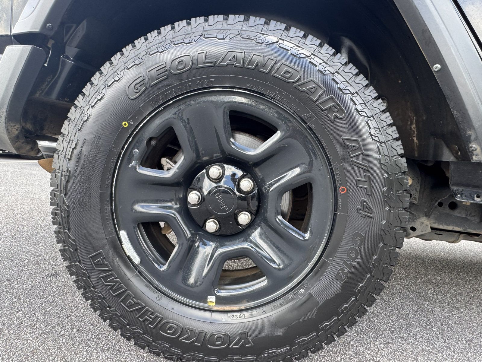 Used 2023 Jeep Wrangler Unlimited Sport AWD/4WD image 18