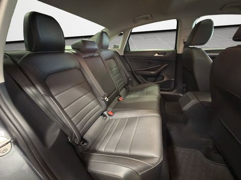 Used 2024 Volkswagen Jetta SE image 23