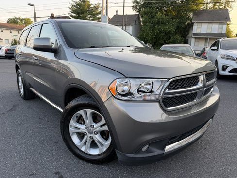 Used 2012 Dodge Durango SXT w/ Trailer Tow Group IV AWD/4WD image 3