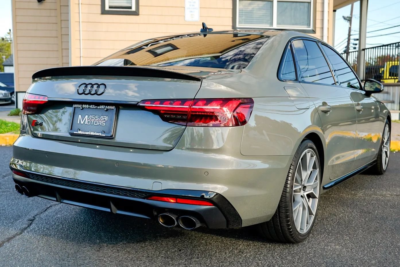 Used 2023 Audi S4 Premium Plus w/ Premium Plus Package AWD/4WD image 5
