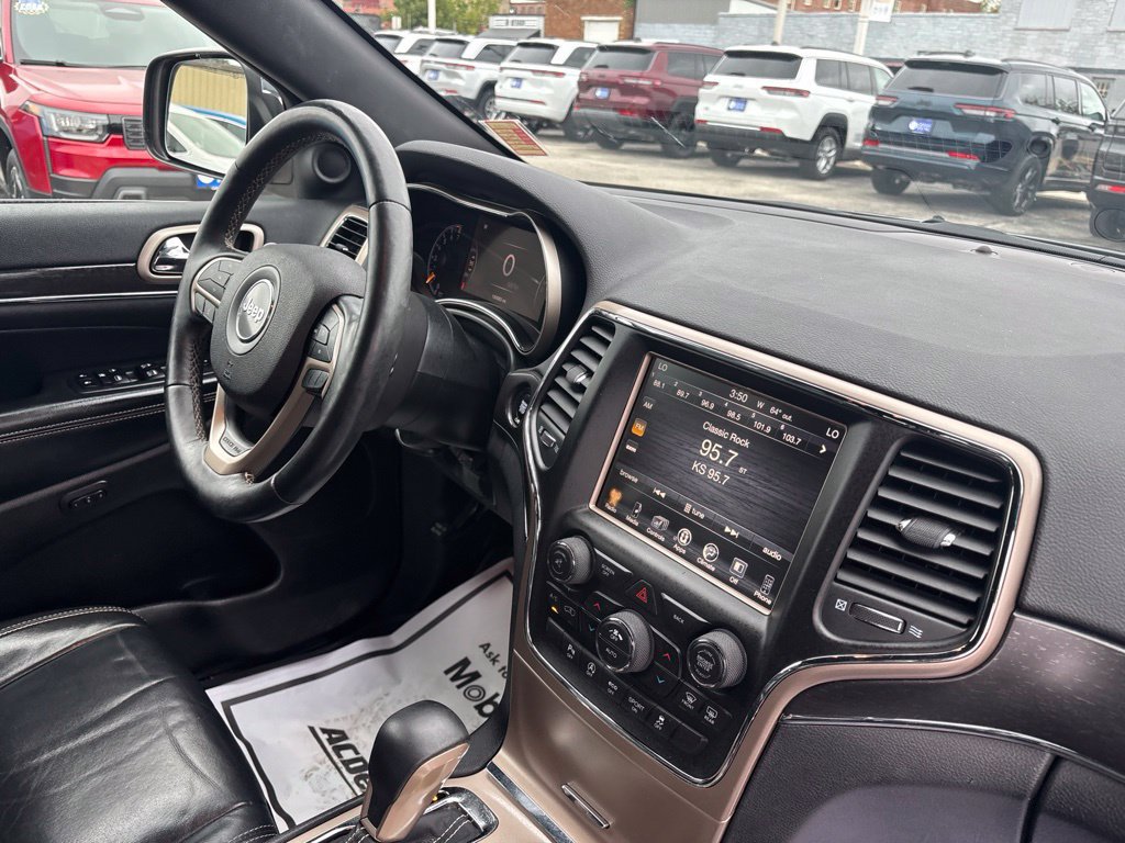 Used 2017 Jeep Grand Cherokee Limited AWD/4WD image 48