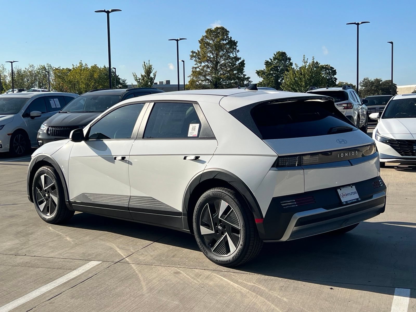 New 2027 Hyundai Ioniq 5 SE RWD image 9