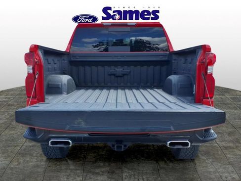 Used 2023 Chevrolet Silverado 1500 LT Trail Boss w/ LT Trail Boss Premium Package AWD/4WD image 7