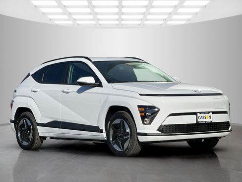New 2025 Hyundai Kona SEL image 2