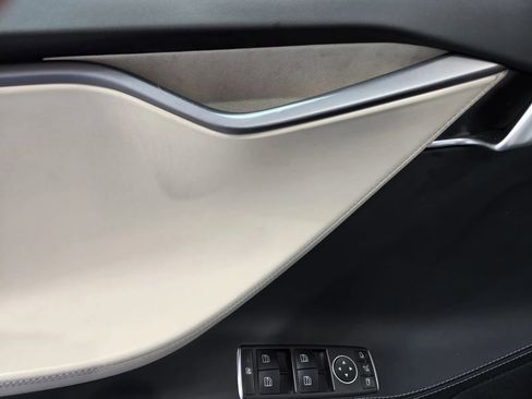 Used 2020 Tesla Model S Long Range AWD/4WD image 13