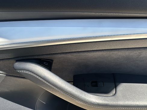 Used 2022 Tesla Model 3 Performance image 27