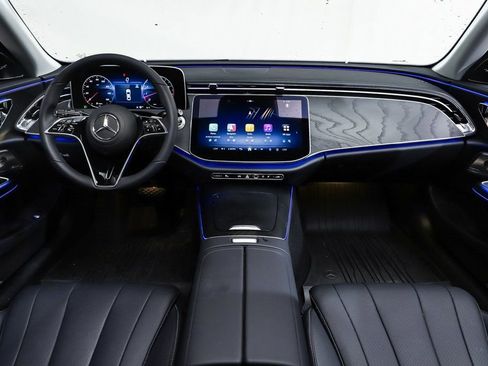 New 2026 Mercedes-Benz E 350 4MATIC Sedan image 7