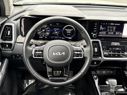 Used 2022 Kia Sorento SX Prestige AWD/4WD image 22