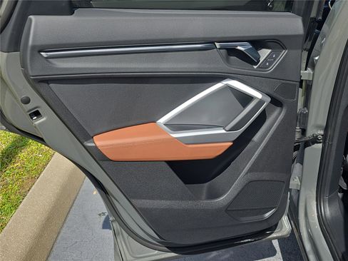 Used 2020 Audi Q3 2.0T Premium Plus image 10