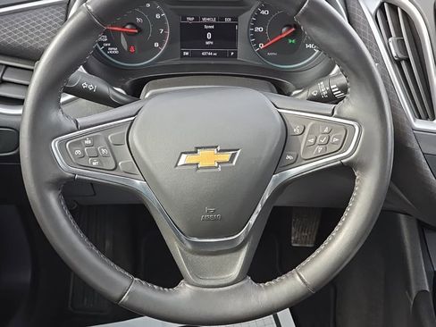 Used 2022 Chevrolet Malibu RS image 23